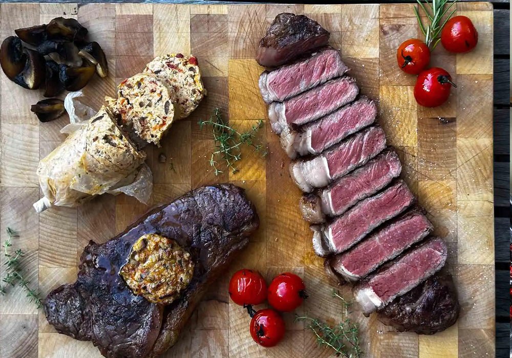 Gegrilde Entrecotes met mediterrane BBQ boter - Beef Boutique