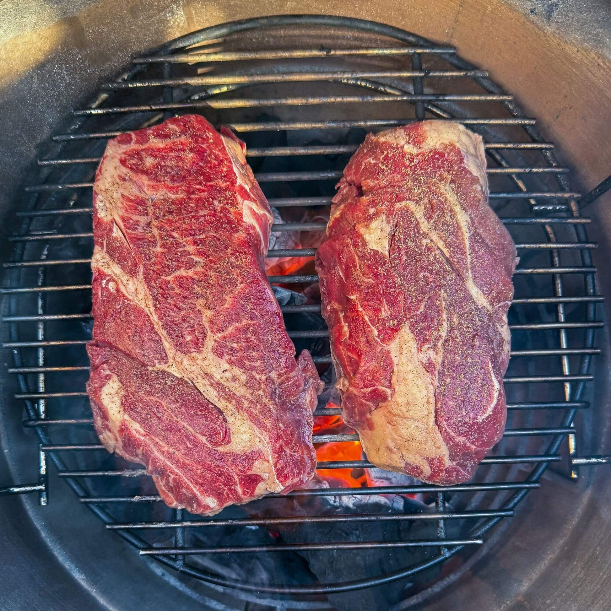 The Black Chuck Roll - Beef Boutique