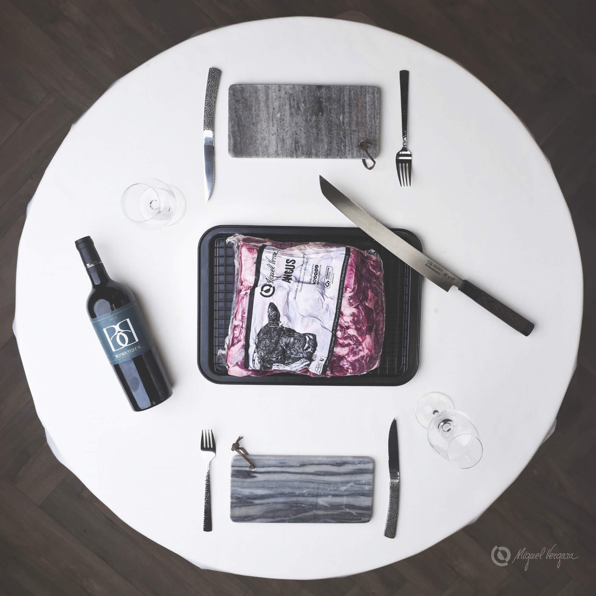 Miguel Vergara Chuck Roll - Beef Boutique