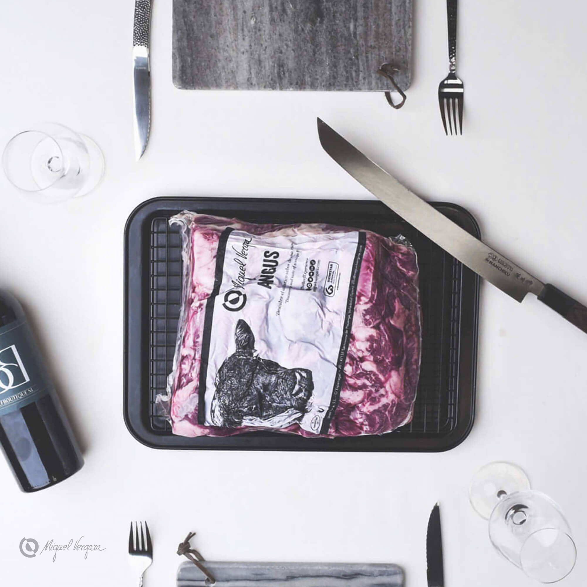 Miguel Vergara Chuck Roll - Beef Boutique