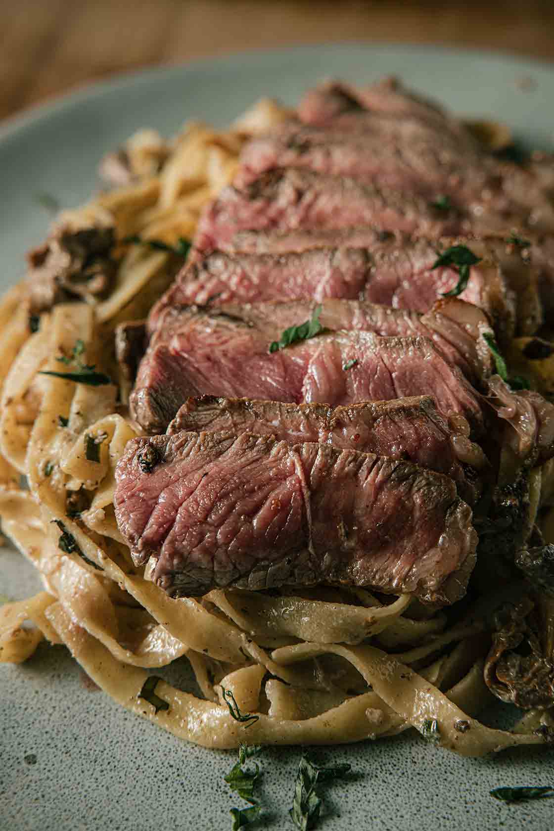 Entrecote met cantharel pasta